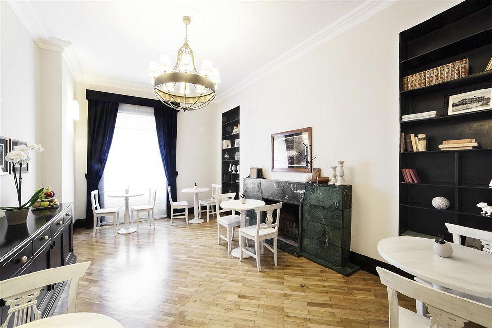 Residenza Scipioni Luxury Couette-café 2*